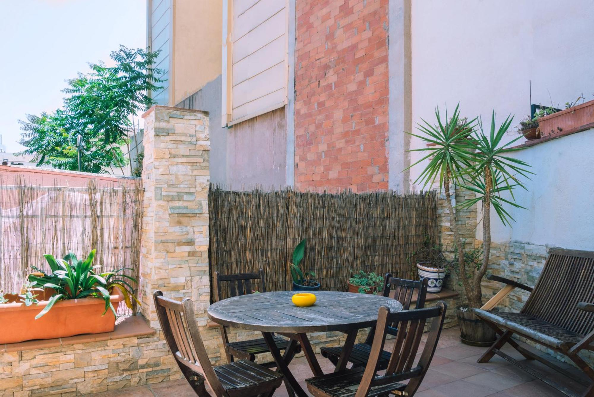 Cozy Place Next To Park Gueell Барселона Екстериор снимка